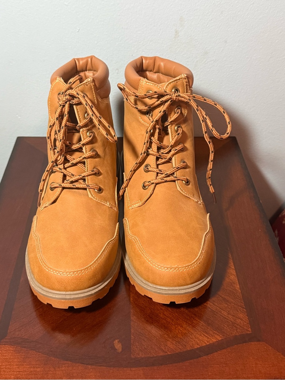Men's Tan Lace-Up Work Boots with Cushioned Collar